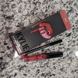 Kylie Red Dazzle Velvet Lip Kit